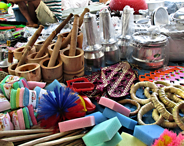 Pittu Steamers and other kitchen goods at the Hikkaduwa Sunday market