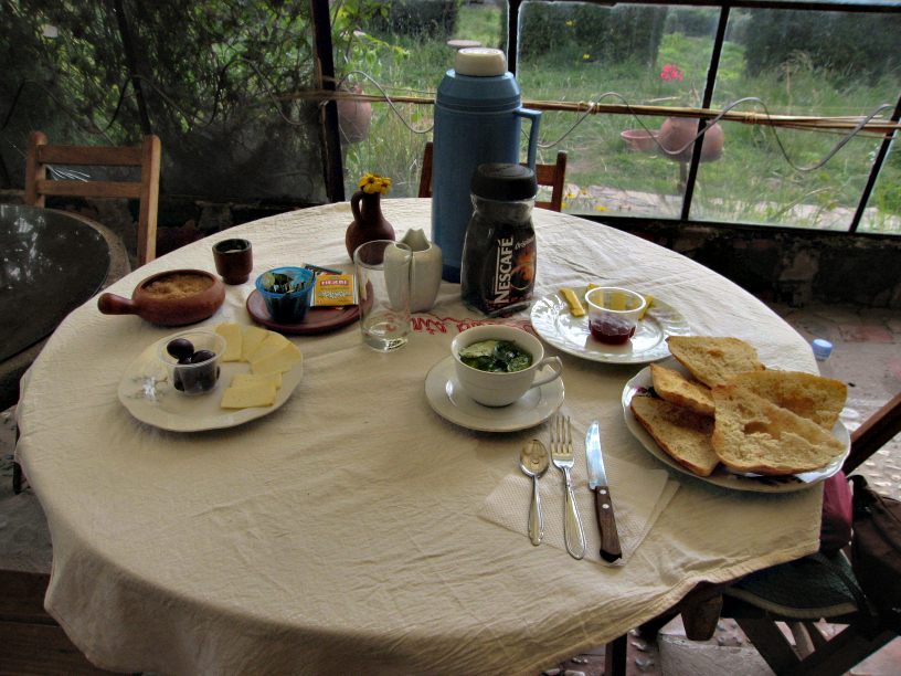 Breakfast at Posada Santa Barbara