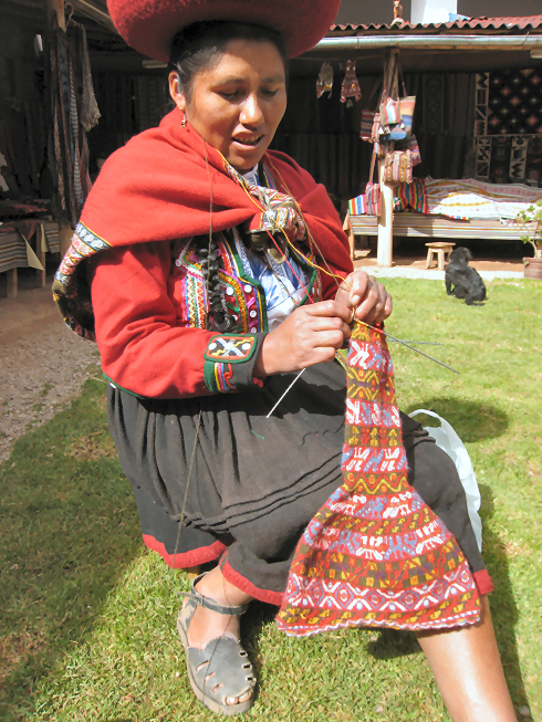 Woman knitting in Chinchero