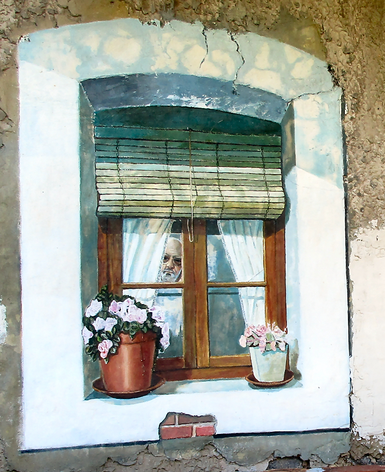 trompe l'oeil artwork on the walls of a home