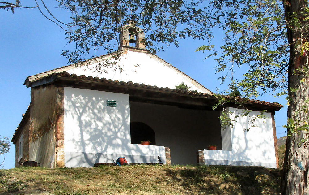 Capilla (chapel) del Carmen outside of Oviedo