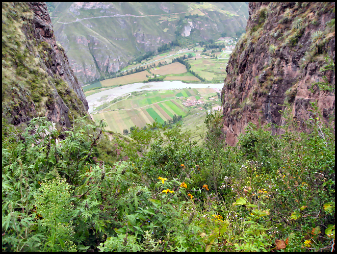Hiking trail to Huchy Qosco in the Sacred Valley of Peru