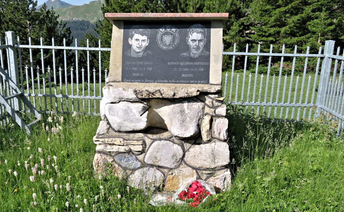 Grave of local Kosovo soldiers