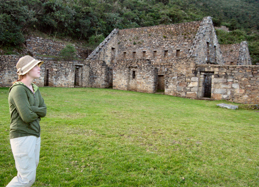 Rebecca in front of the Choquequirao ruins