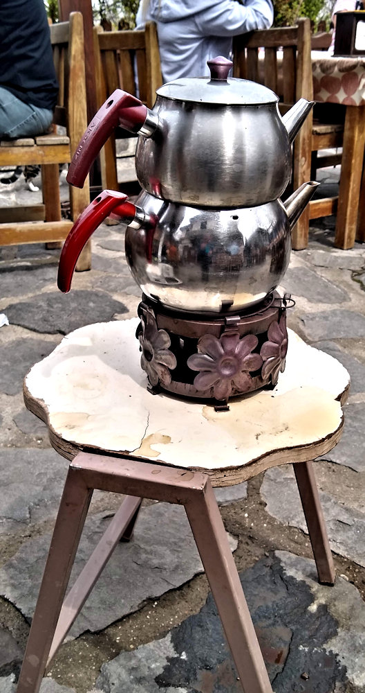 Teapot at Cafe Narlı Bahçe in Ҁumalikizik near Bursa, Turkey