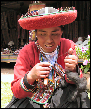 Chinchero woman trying out my Turkish Spindle